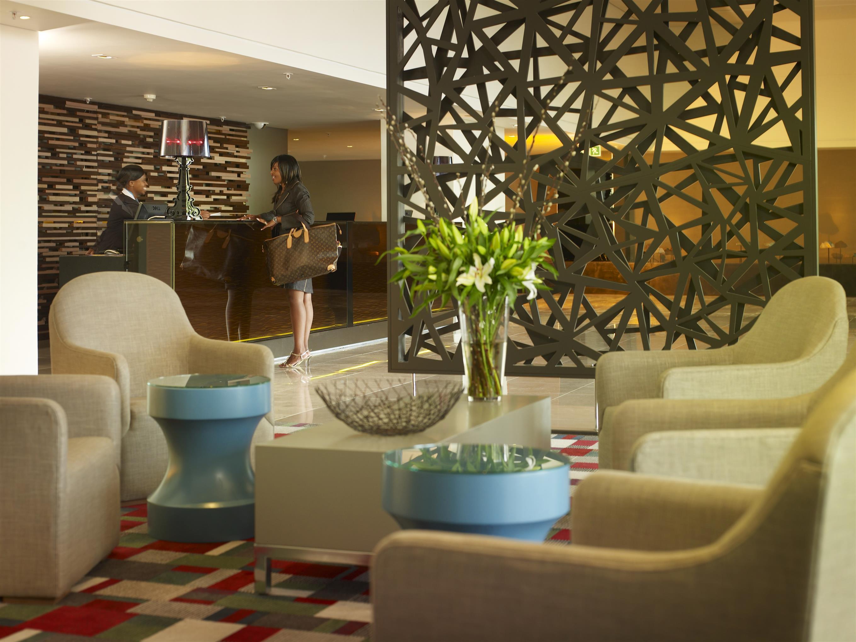Southern Sun Hyde Park Sandton Johannesburg Exterior photo
