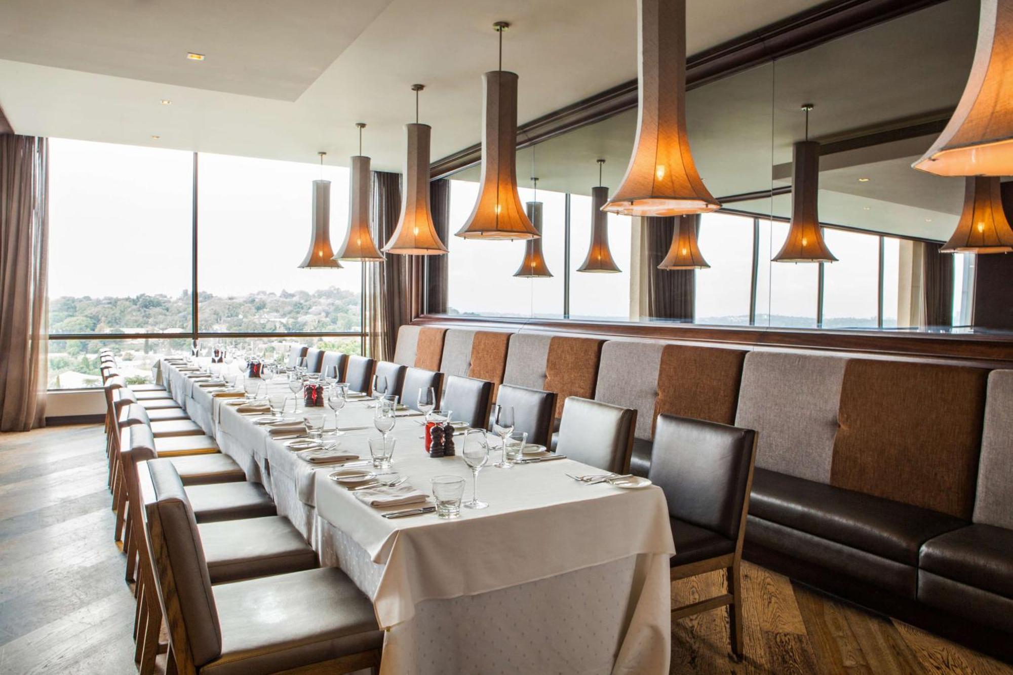 Southern Sun Hyde Park Sandton Johannesburg Exterior photo